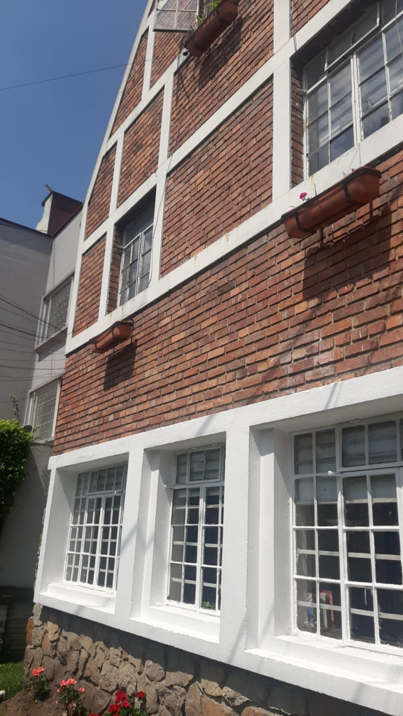 Casa en venta en Quinta Camacho, Bogotá · foto 2 de 24