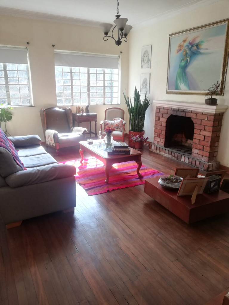 Casa en venta en Quinta Camacho, Bogotá · foto 16 de 24