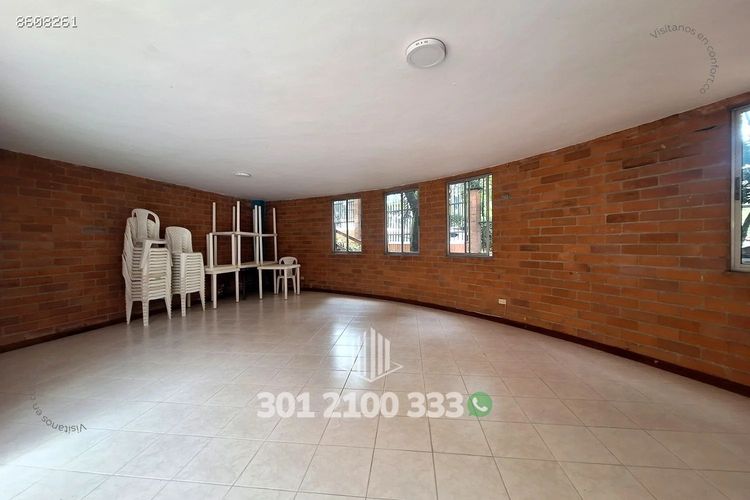 Apartamento de 3 alcobas en arriendo en El Castillo, Medellín, 75 m² · foto 22 de 24