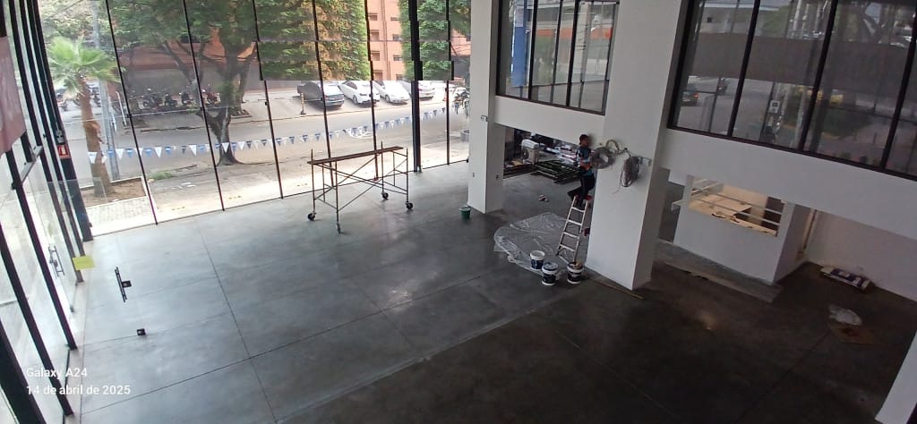 Local en venta en Santa Monica, Cali, 485 m² · foto 8 de 23