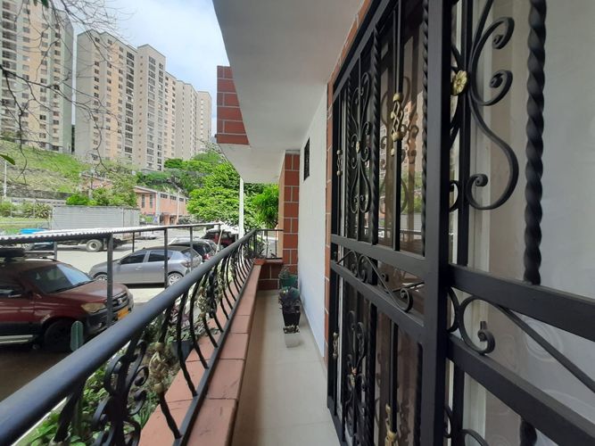 Casa de 4 alcobas en venta en El Trapiche, Bello, 44 m² · foto 5 de 24