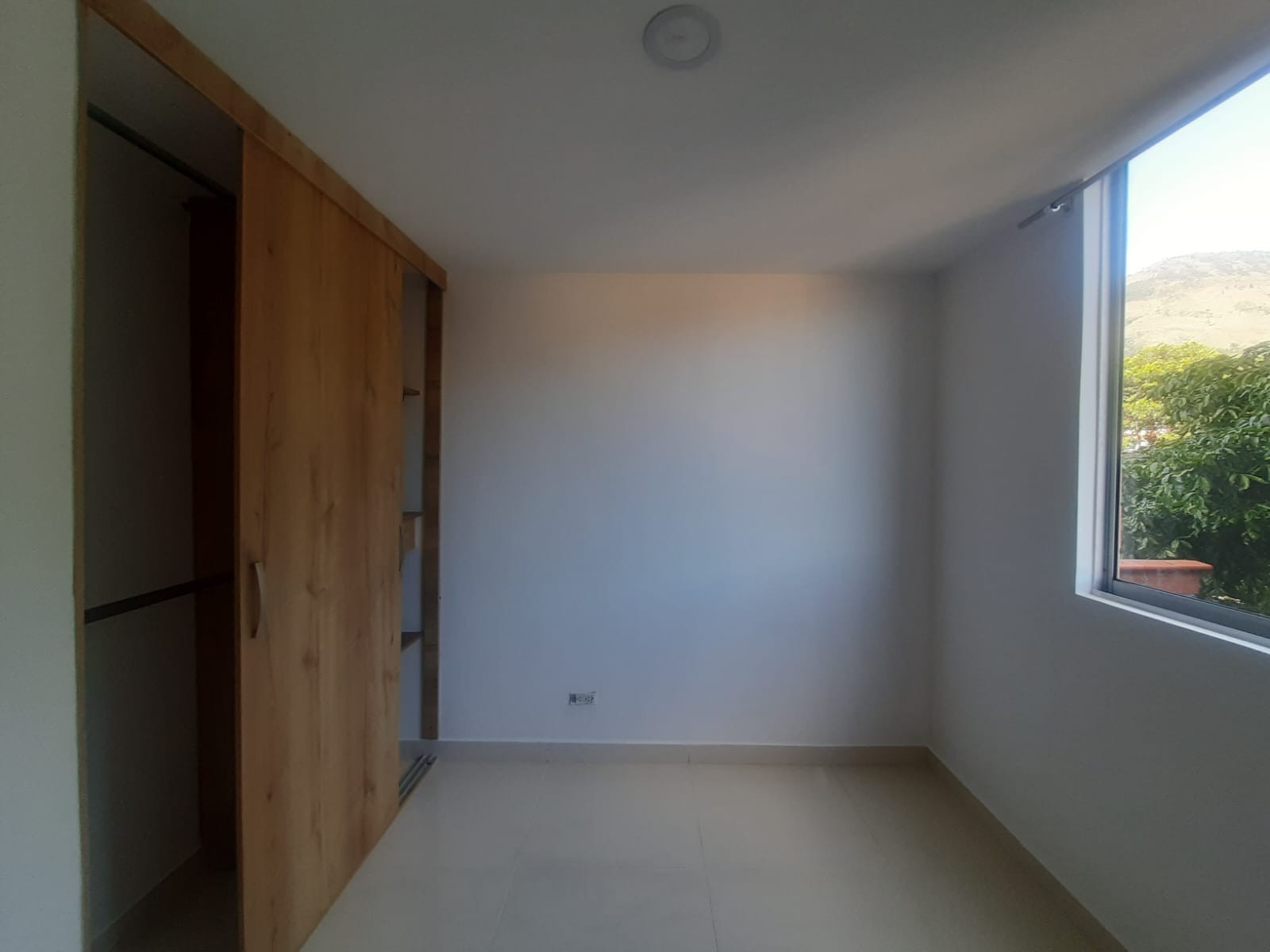 Apartamento en venta en Villa Hermosa, Medellín · foto 8 de 10