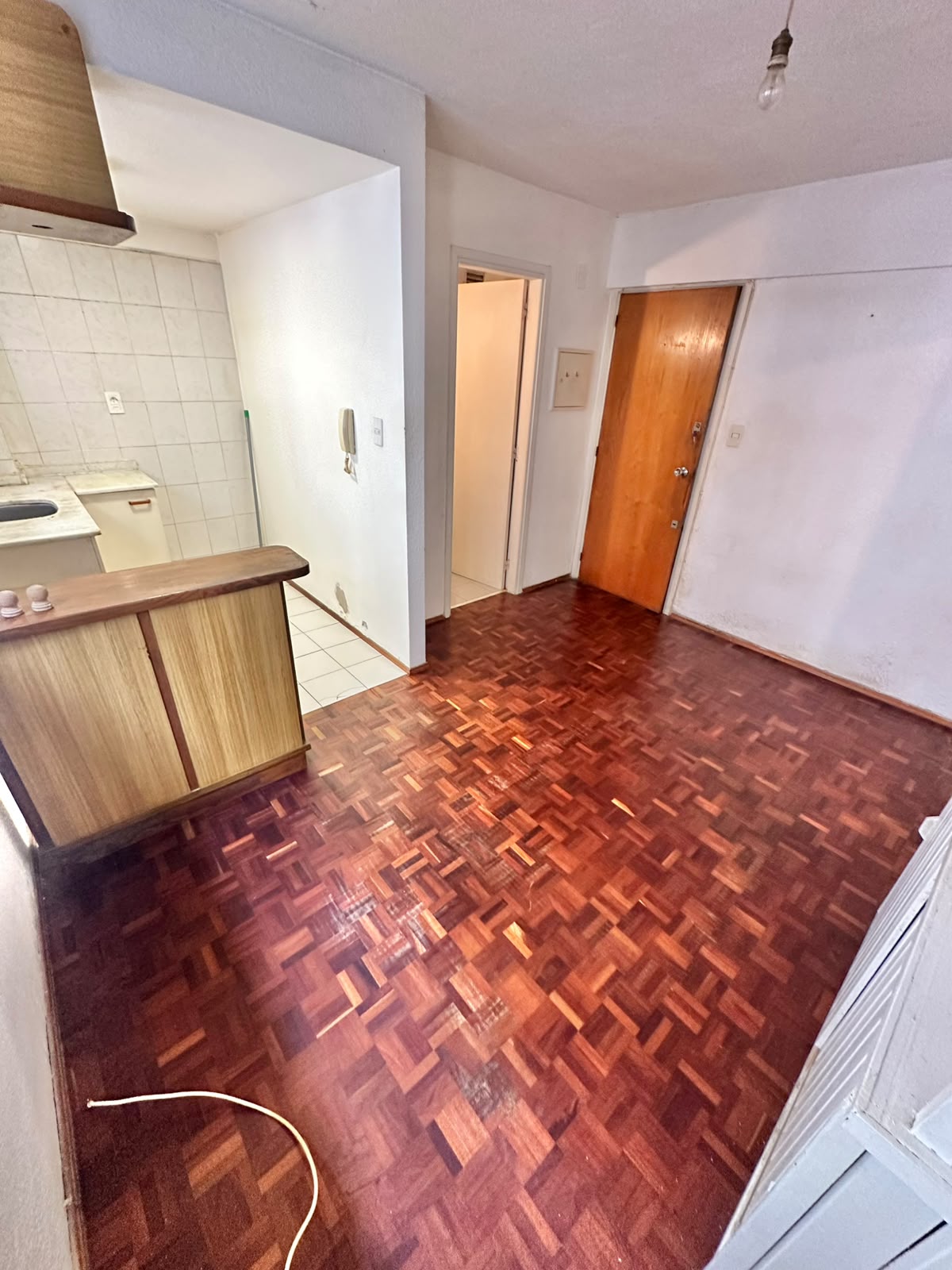 ALQUILER EN POCITOS RAMBLA: 1 Dorm