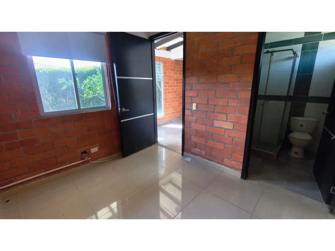 Casa de 4 alcobas en venta en Caimalito, Pereira, 210 m² · foto 13 de 24