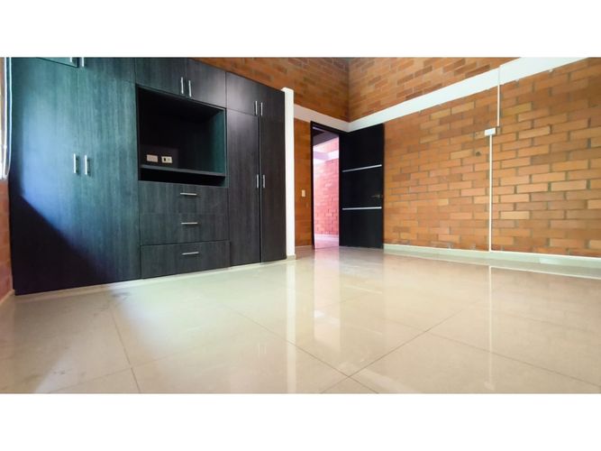 Casa de 4 alcobas en venta en Caimalito, Pereira, 210 m² · foto 19 de 24