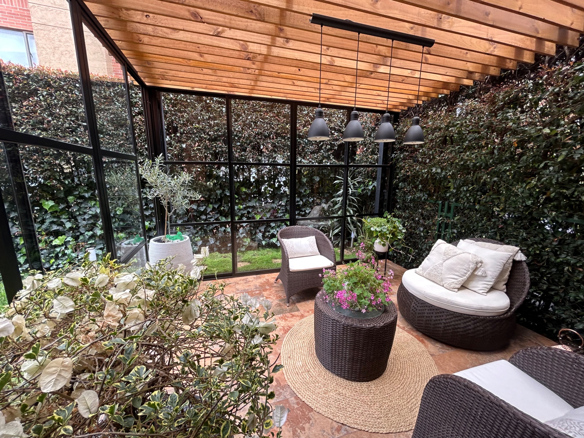 Casa en venta en Camino De Arrayanes, Bogotá · foto 2 de 24