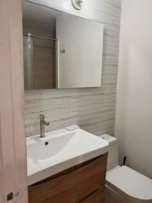 Apartaestudio en venta en Los Colores, Medellín, 39 m² · foto 2 de 4