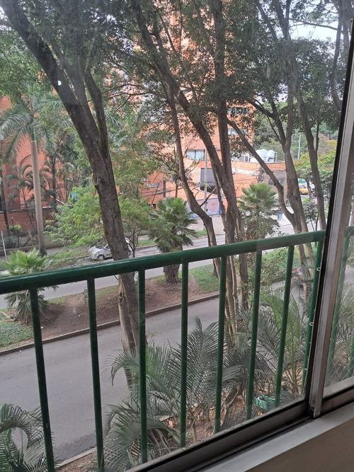 Apartaestudio en venta en Los Colores, Medellín, 39 m² · foto 4 de 4