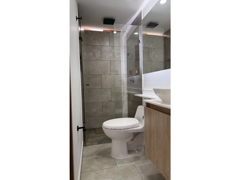 Apartamento en venta en La Milagrosa, Medellín · foto 11 de 21