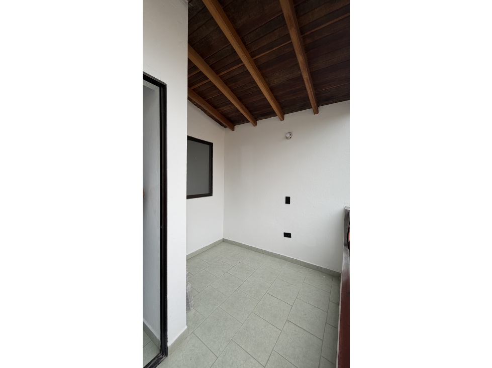 Apartamento en venta en La Milagrosa, Medellín · foto 14 de 21