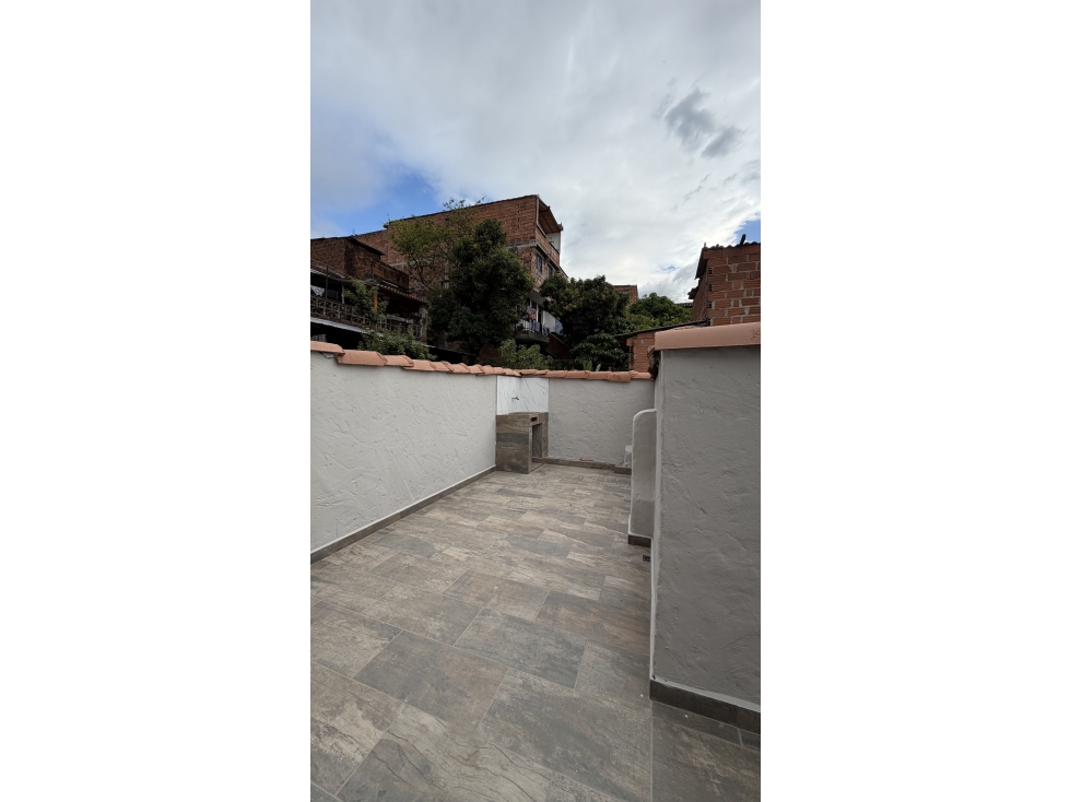 Apartamento en venta en La Milagrosa, Medellín · foto 21 de 21