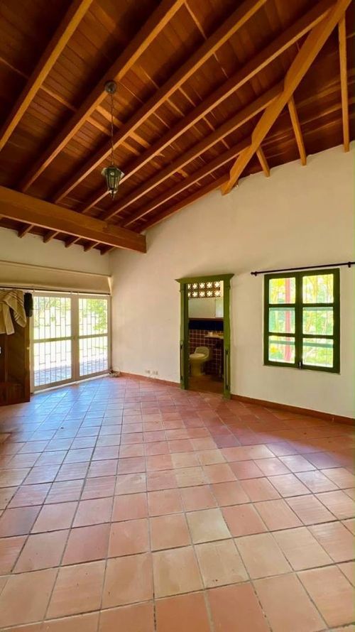 Casa de 5 alcobas en arriendo en La Mosquita, Guarne, 245 m² · foto 21 de 24