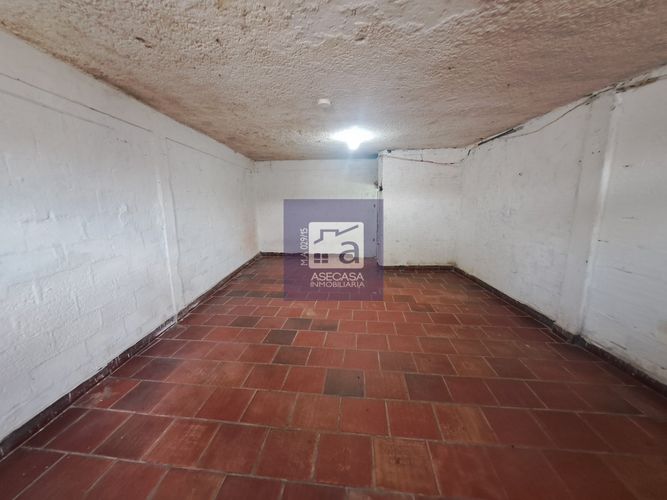 Local en arriendo en Chimita Zona Industrial, Girón, 40 m² · foto 4 de 4