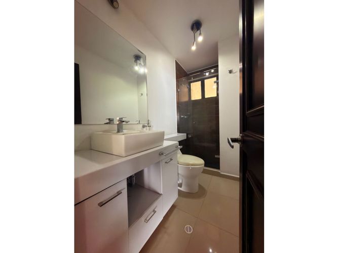 Apartamento de 3 alcobas en venta en Juanambu, Cali, 135 m² · foto 21 de 24
