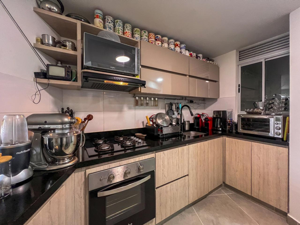 Apartamento en venta en Santa Teresa, Bogotá · foto 8 de 24