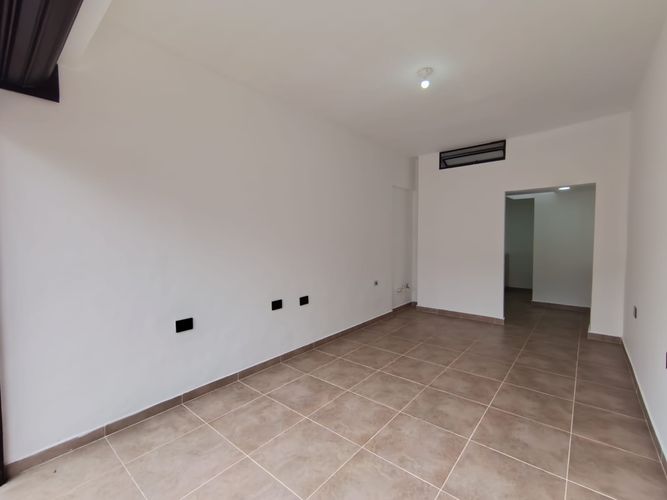 Local en arriendo en Laureles, Medellín, 35 m² · foto 4 de 11
