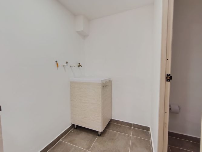 Local en arriendo en Laureles, Medellín, 35 m² · foto 7 de 11