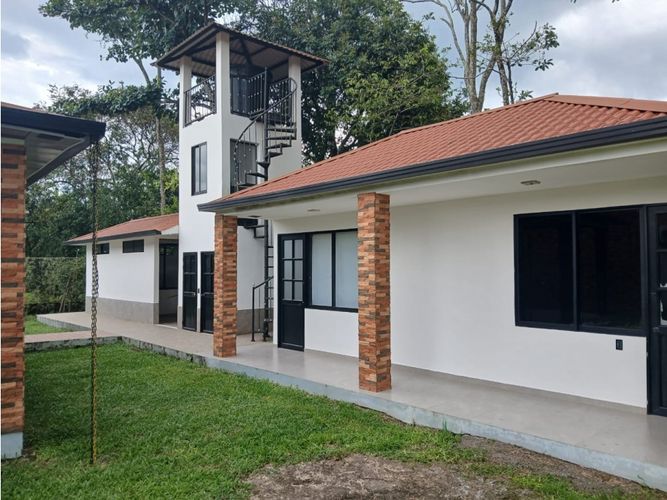 Casa de 4 alcobas en venta en Barcelona, Villavicencio, 700 m² · foto 5 de 18