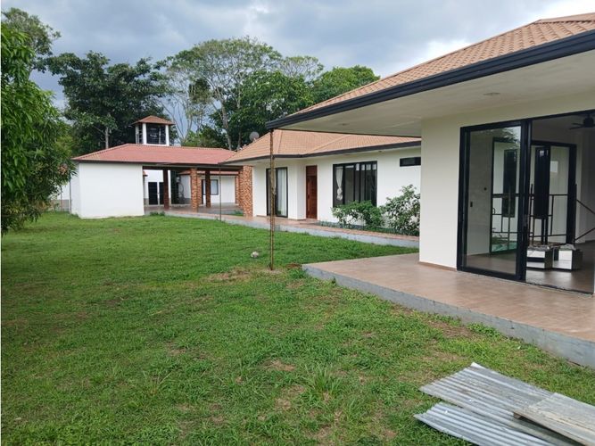 Casa de 4 alcobas en venta en Barcelona, Villavicencio, 700 m² · foto 17 de 18