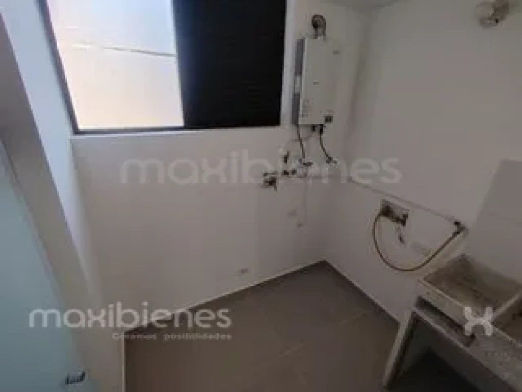 4BR House in Santa Elena (140 m²) - 3