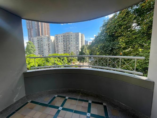 Apartamento de 3 alcobas en arriendo en Transversal Inferior, Medellín, 115 m² · foto 3 de 21