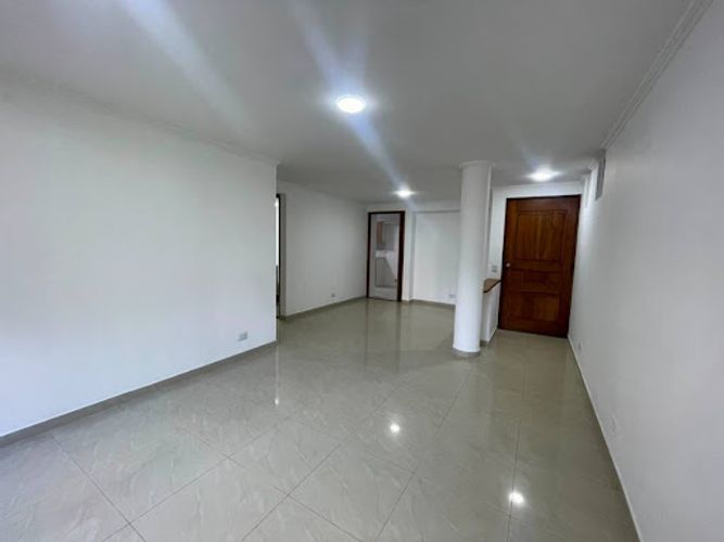 Apartamento de 3 alcobas en arriendo en Transversal Inferior, Medellín, 115 m² · foto 7 de 21