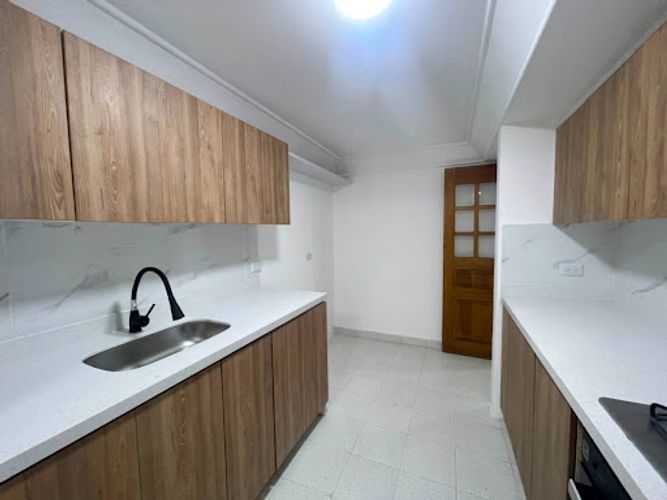 Apartamento de 3 alcobas en arriendo en Transversal Inferior, Medellín, 115 m² · foto 9 de 21