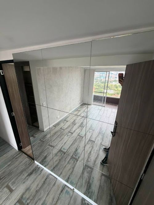 Apartamento de 3 alcobas en arriendo en Rodeo Alto, Medellín, 70 m² · foto 13 de 22