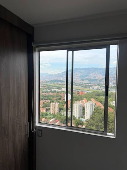 Apartamento de 3 alcobas en arriendo en Rodeo Alto, Medellín, 70 m² · foto 17 de 22