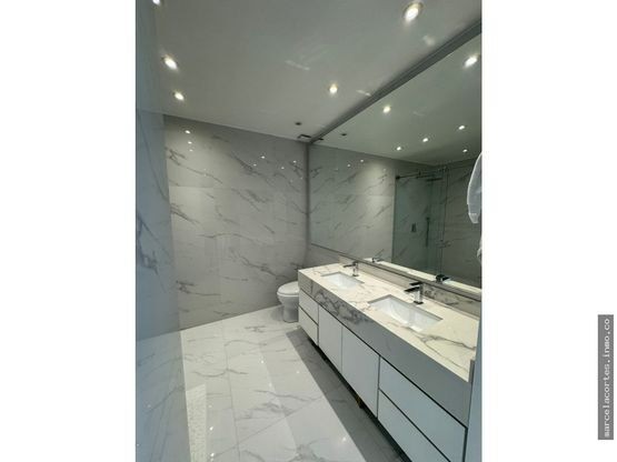 Apartamento en venta en Chico, Bogotá · foto 17 de 24