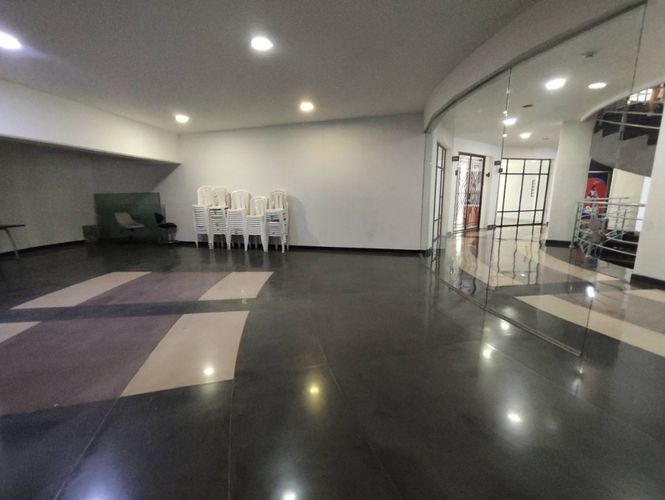 Local en arriendo en Los Balsos, Medellín, 138 m² · foto 7 de 16