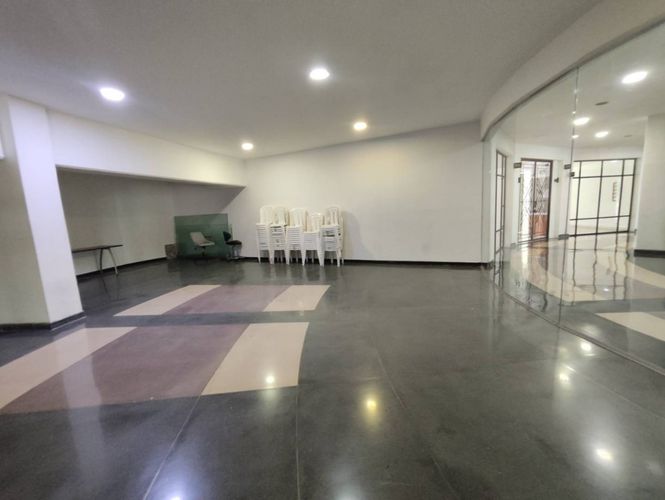 Local en arriendo en Los Balsos, Medellín, 138 m² · foto 8 de 16
