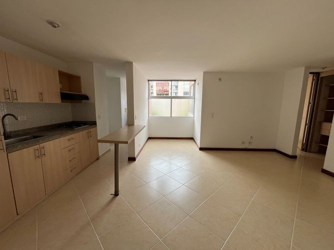 Apartamento en venta en Laureles, Medellín · foto 4 de 10