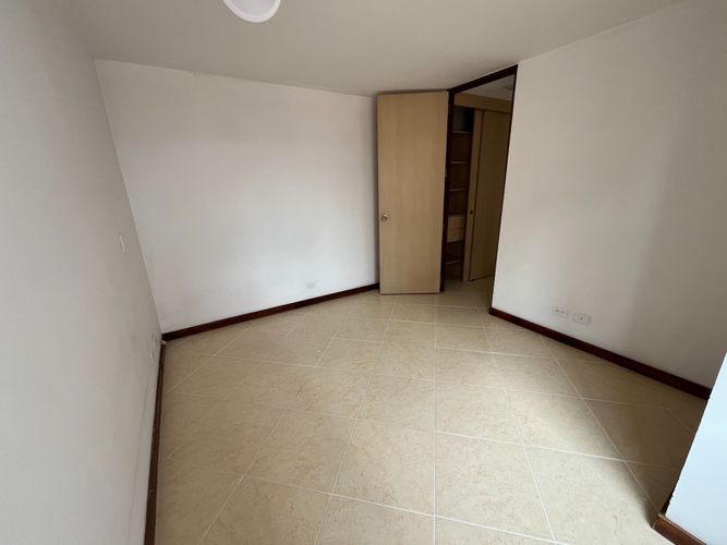 Apartamento en venta en Laureles, Medellín · foto 3 de 10