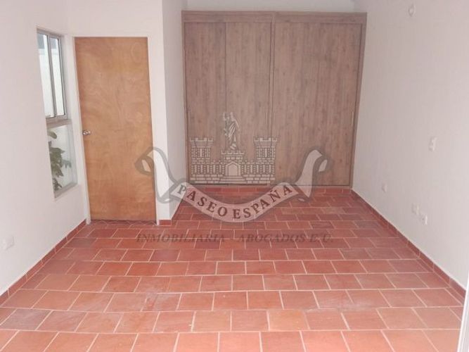 Casa de 4 alcobas en venta en El Poblado, Girón, 140 m² · foto 8 de 12