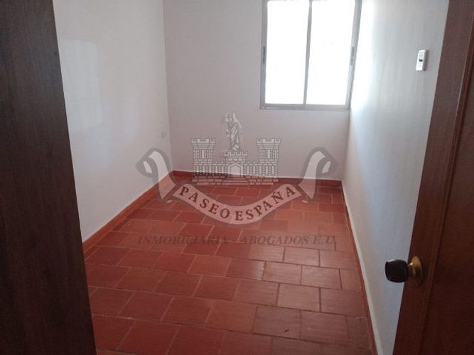 Casa de 4 alcobas en venta en El Poblado, Girón, 140 m² · foto 2 de 12