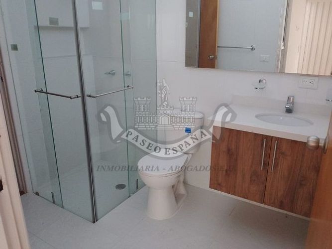 Casa de 4 alcobas en venta en El Poblado, Girón, 140 m² · foto 9 de 12