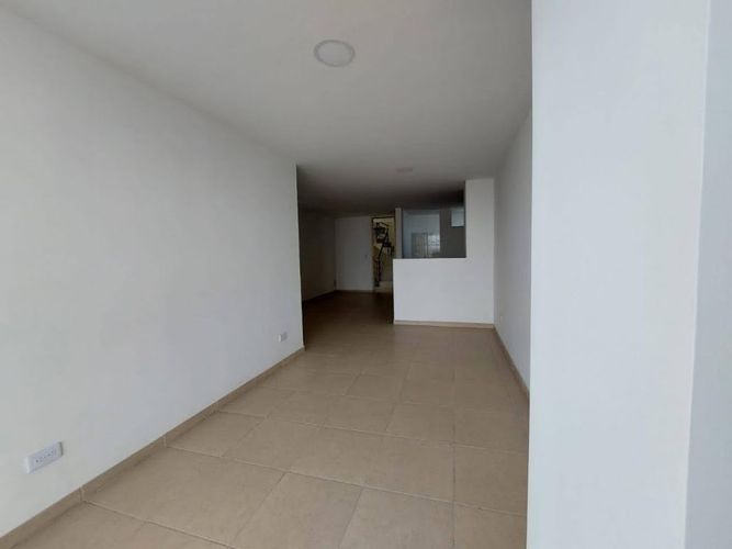 Apartamento de 3 alcobas en venta en Olaya, Bogotá, 70 m² · foto 2 de 14