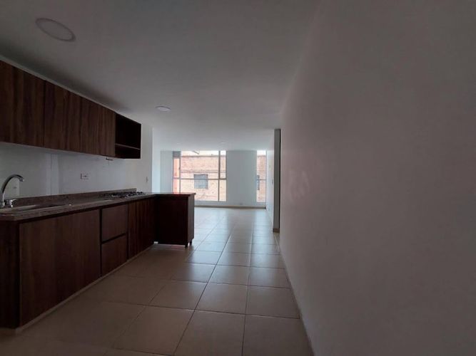 Apartamento de 3 alcobas en venta en Olaya, Bogotá, 70 m² · foto 3 de 14
