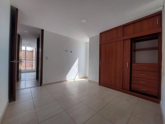 Apartamento de 3 alcobas en venta en Olaya, Bogotá, 70 m² · foto 8 de 14