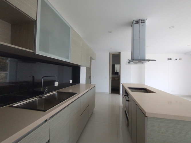 Apartamento de 2 alcobas en venta en Altos Del Prado, Barranquilla, 80 m² · foto 2 de 5
