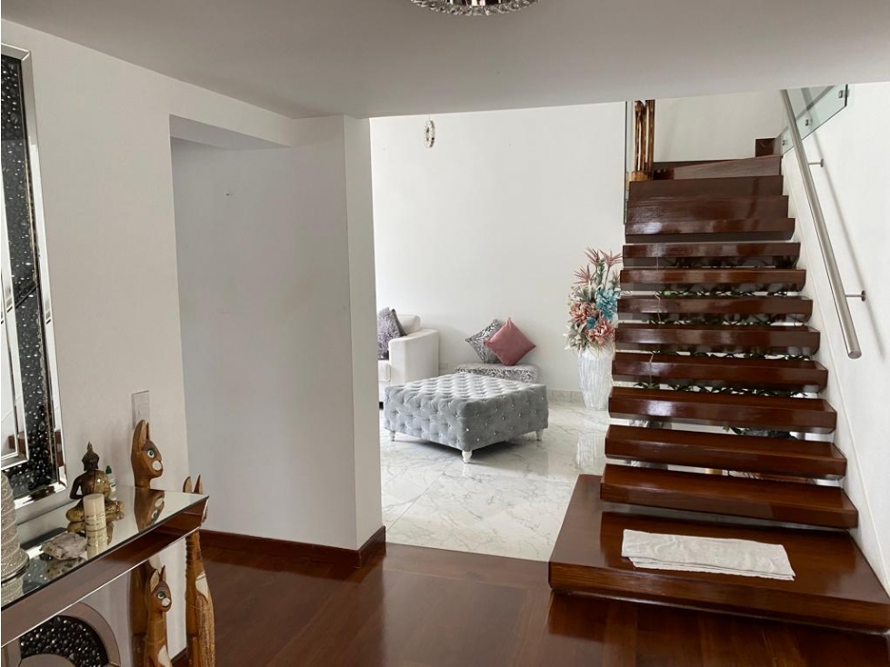 Casa en venta en Niza, Bogotá · foto 10 de 22