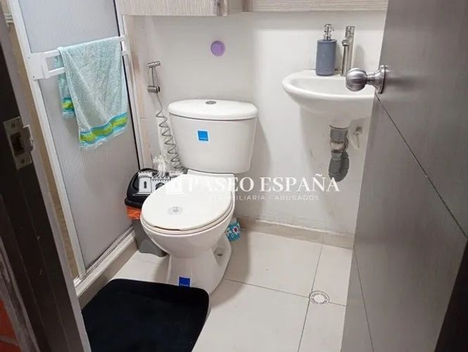 Apartamento de 3 alcobas en venta en Cr. Los Caobos, Girón, 55 m² · foto 8 de 8