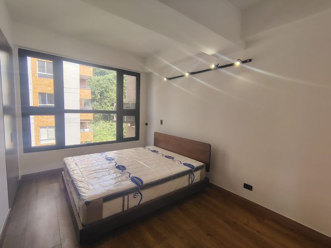 Apartamento de 3 alcobas en venta en El Poblado, Medellín, 150 m² · foto 15 de 19
