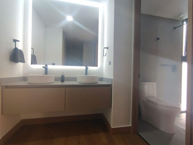 Apartamento de 3 alcobas en venta en El Poblado, Medellín, 150 m² · foto 18 de 19