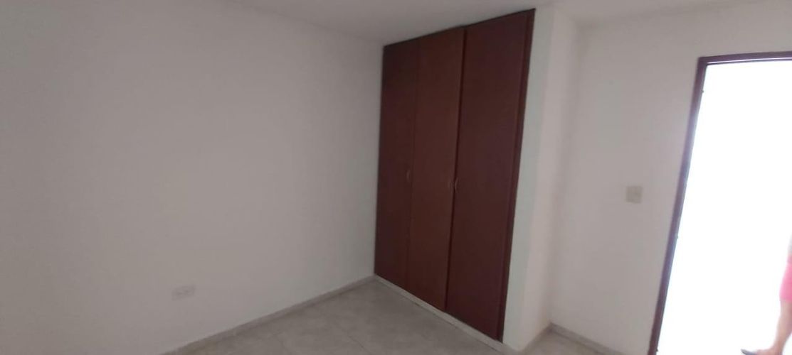 Apartamento de 3 alcobas en venta en Alarcon, Bucaramanga, 74 m² · foto 8 de 16