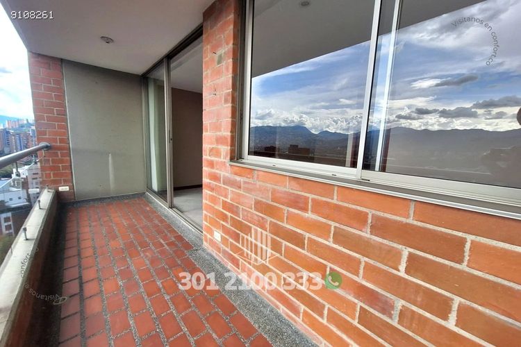 Apartamento de 2 alcobas en arriendo en El Castillo, Medellín, 95 m² · foto 8 de 24