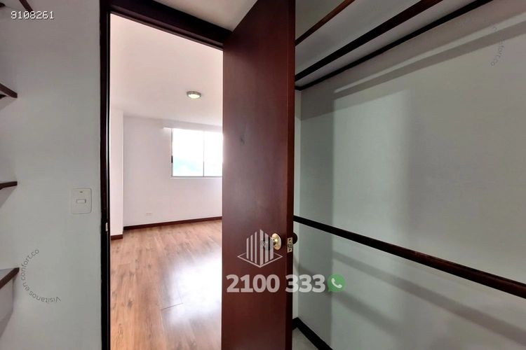 Apartamento de 2 alcobas en arriendo en El Castillo, Medellín, 95 m² · foto 22 de 24
