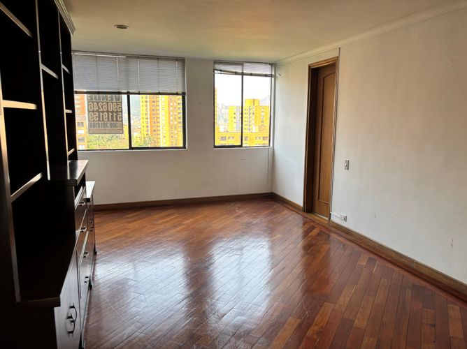 Apartamento de 3 alcobas en venta en El Poblado, Medellín, 183 m² · foto 4 de 12