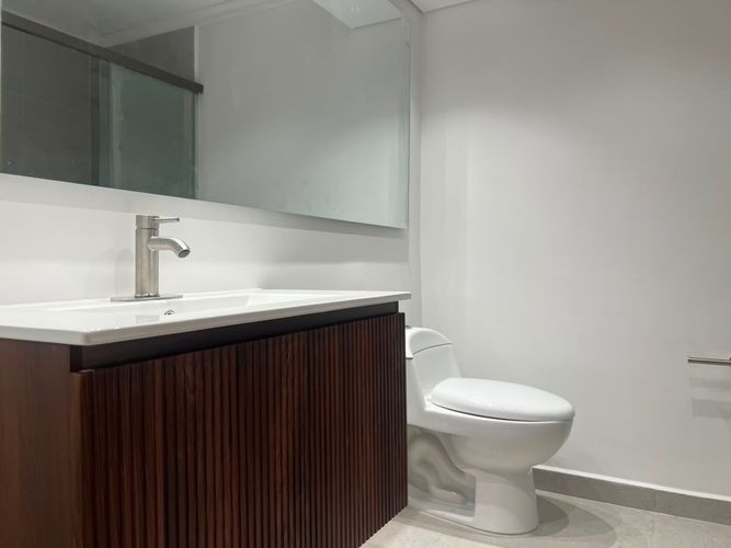 Apartamento de 3 alcobas en arriendo en Los Balsos, Medellín, 211 m² · foto 17 de 18
